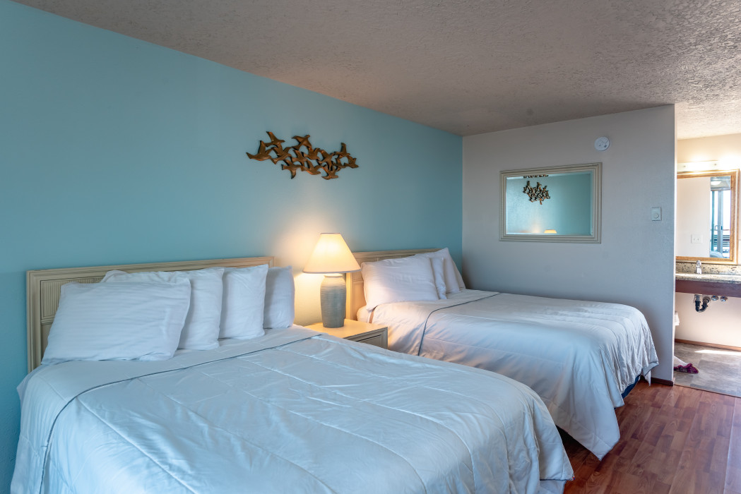 Two Doubles with Balcony, Bay View